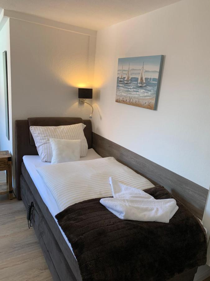 Haus Schatz Am Meer Appartement 12 Fuer 1 Person Schatzkammer บือซุม ภายนอก รูปภาพ